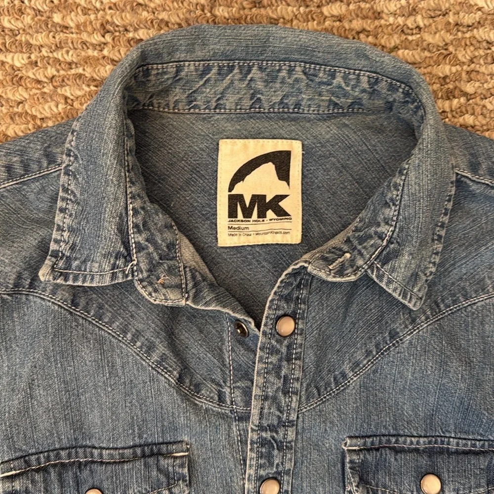 Denim Pearl-Snap Shirt - W's Medium - Mountain Khakis - Button Down Long-Sleeve - Picture 2 of 8